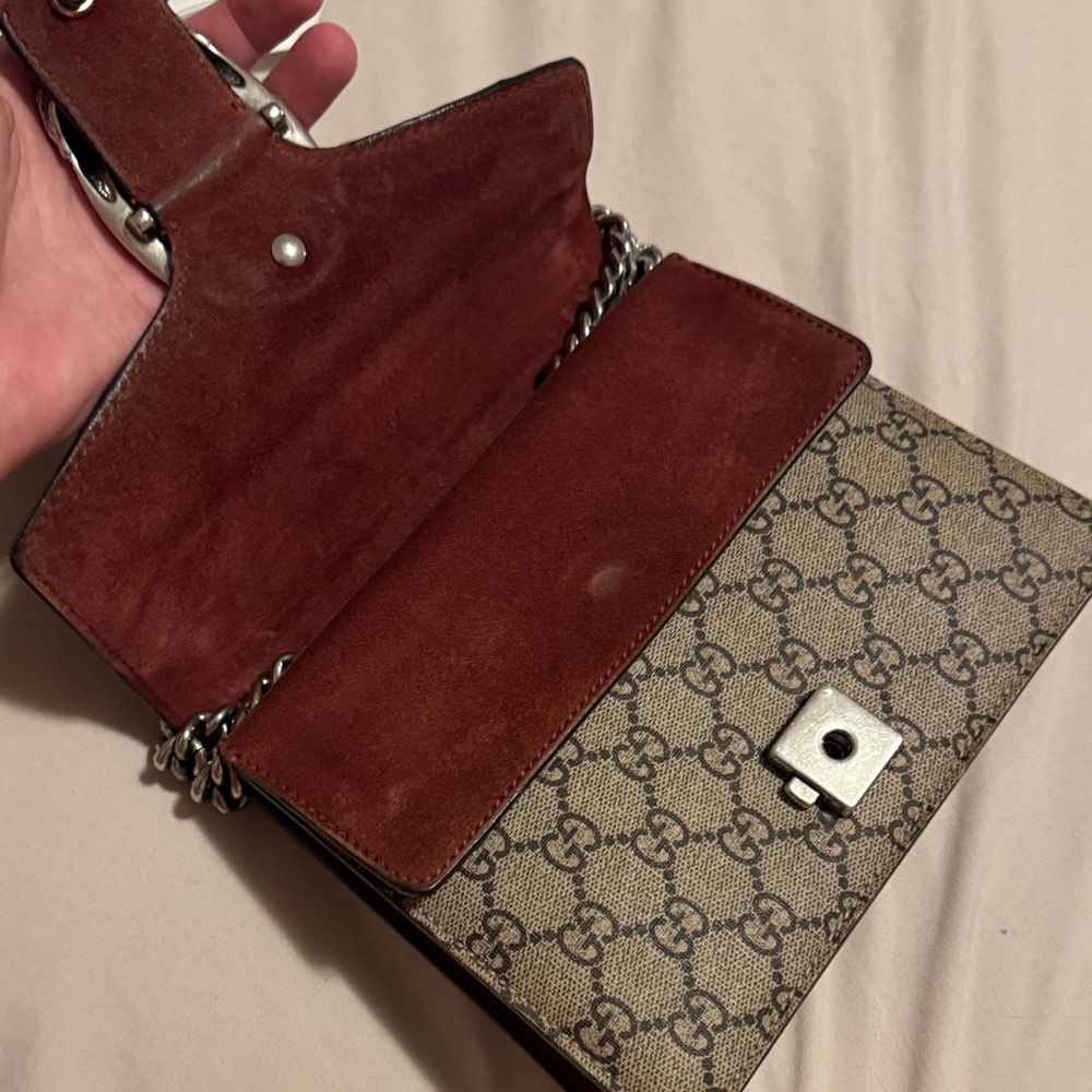 AuthenticGucci Beige GG Supreme Canvas Crossbody with Pink Floral and Brown Trim - Picture 3 of 8